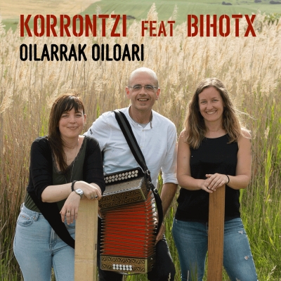 KORRONTZI &quot;Oilarrak oiloari&quot; Nueva canción y videoclip ya DISPONIBLE!