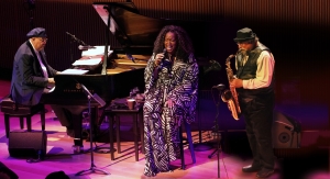 DUETOS - DIANNE REEVES, CHUCHO VALDÉS Y JOE LOVANO