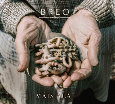 BREO, el grupo revelación del folk en Galicia, estrenará el 9 de octubre su primer disco ‘Máis Alá’